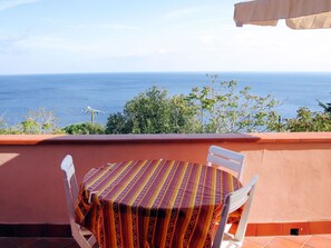Property, Vacation, Balcony, Room, Resort, Real Estate, Table, Furniture, Sea, House
