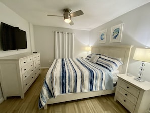 Brand new bedroom set. 12/2023