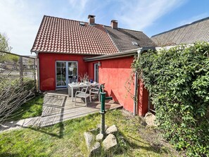 Roof, House, Shrub, Cottage, Home, Land Lot, Rural Area, Slope, Garden, Backyard