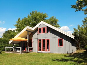 House, Property, Home, Building, Cottage, Roof, Barn, Real Estate, Rural Area, Farmhouse