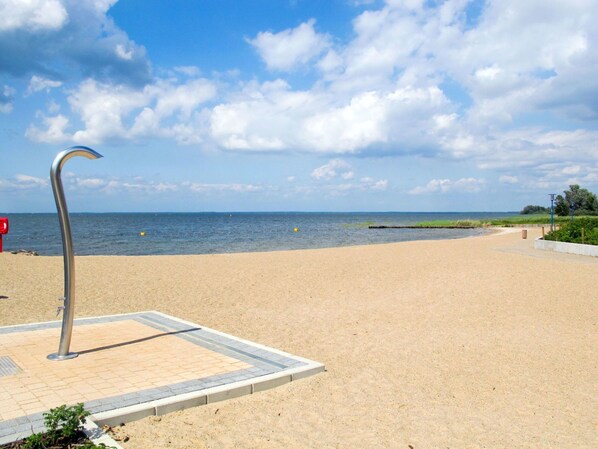 Wolke, Himmel, Wasser, Azurblau, Küsten Und Ozeanische Forms, Strand, Arecales, Landschaft, Gartenmöbel, Baum