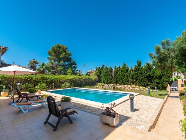 Water, Plant, Sky, Swimming Pool, Building, Azure, Shade, Tree, Outdoor Furniture, Chair