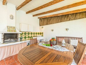 Tabelle, Eigentum, Möbel, Pflanze, Gebäude, Holz, Interior Design, Stuhl, Beleuchtung, Die Architektur