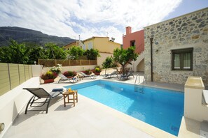 Enjoy your breakfast by the pool.