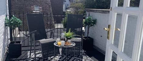 Private Roof Terrace, off the master bedroom 