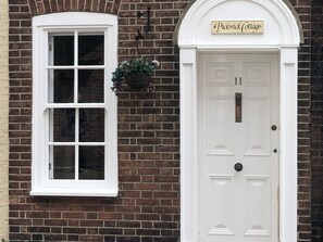 The Front Door At Pickwick Cottage - Step in & Step back in time…