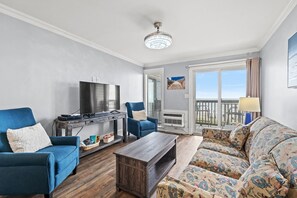 Long Bay Dunes B2 Living Area