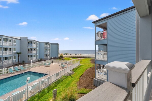 A Place at The Beach 9530-2C Balcony