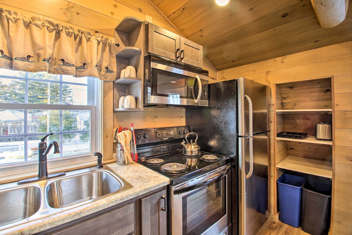 Sebago Lake Haven: Water Views, Steps to Shoreline