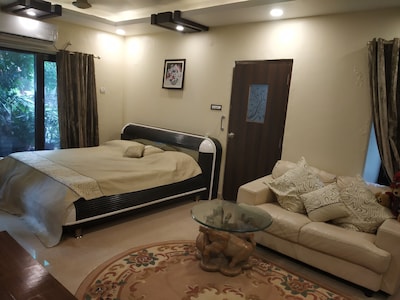 MB Home Stay, Shyamala Hills Bhopal