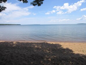 Perfect beach, water...no weeds and shallow!
