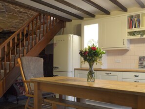 Kitchen/diner | Ivy Cottage, South Wingfield, near Alfreton