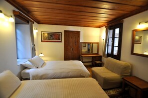 Twin/double bedroom option of third bed