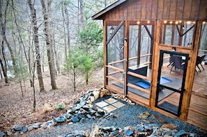 Outdoor shower surrounded by quartz (available during warm months)