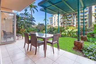 Maui Resort Rentals: Honua Kai Hokulani 111 – Ground Floor Interior Courtyard 2BR, Steps to Pools, Beach, and BBQs, Large Lawn Area!