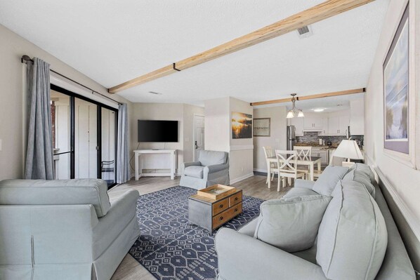 Open living space for everyone's comfort!