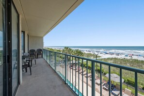 Private Oceanfront Balcony