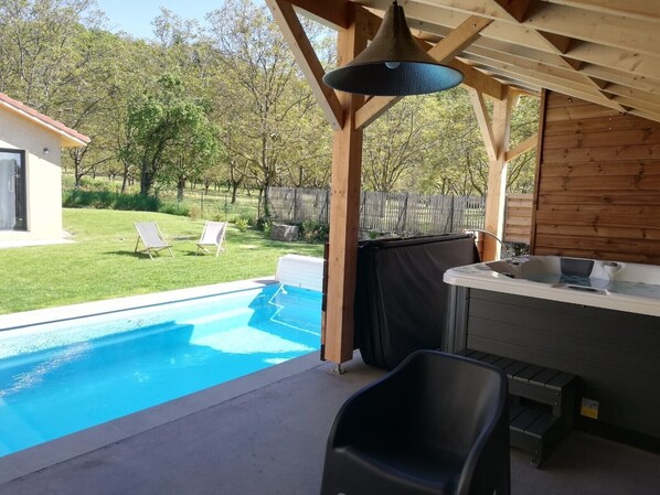 Bubbelpool utomhus