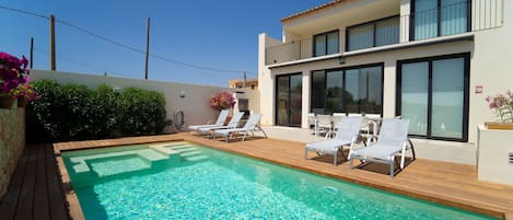 holiday house with pool in Santanyí, Majorca