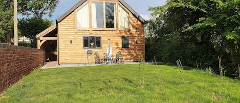 Gable end and Garden