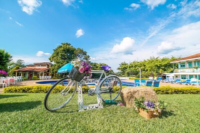 Increíble ubicación / 2 min del Parque Nacional de Coffe / Piscina al aire libre / WiFi gratis y Parkgn