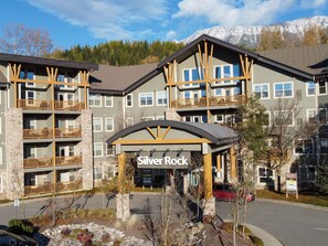 Silver Rock Condos