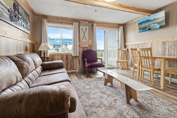 Mountain Lodge 132 is your snowshoe home away from home!