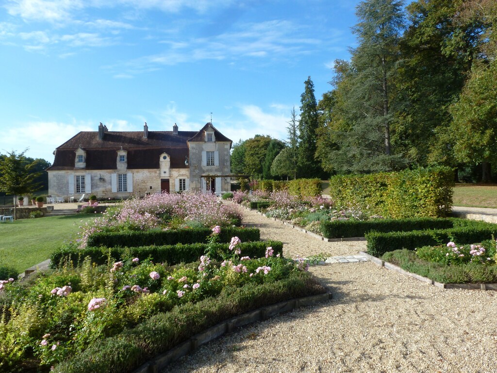 Beautiful Seventeenth Chartreuse All Comfort Fenced Pool Near Bergerac Campsegret Beautiful Seventeenth Chartreuse All Comfort Fenced Pool Near Bergerac Campsegret