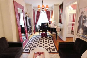 Living room with lots of comfy seating options