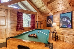 Spielezimmer