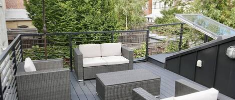 Roofdeck comes complete with comfy furniture 