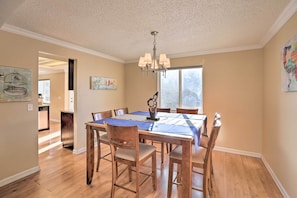 Dining Space | Dishware/Flatware | 1st Floor