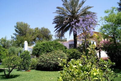Villa elegante con piscina y mucho encanto mediterráneo 