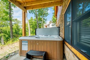 Bain à remous extérieur