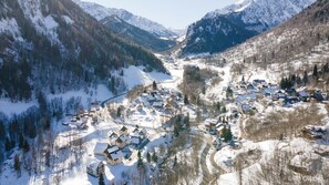 Esterni