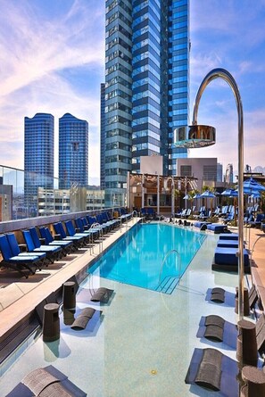 Chelsea pool at the Cosmopolitan. You have access with your room key. 