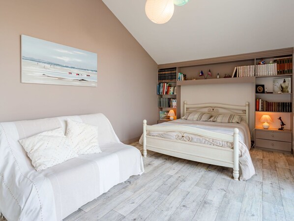Möbel, Komfort, Azurblau, Gebäude, Holz, Beleuchtung, Bilderrahmen, Kissen, Die Architektur, Interior Design