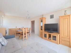 Möbel, Eigentum, Gebäude, Holz, Beleuchtung, Haus, Interior Design, Komfort, Wohnzimmer, Cabinetry
