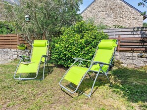 Property, Plant, Furniture, Nature, Sky, Outdoor Furniture, Armrest, Land Lot, Shade, Comfort