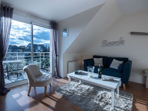 Furniture, Property, Comfort, Azure, Wood, Building, Table, Flooring, Living Room, Interior Design