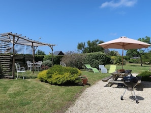 Sky, Plant, Shade, Tree, Umbrella, Land Lot, Outdoor Furniture, Grass, Leisure, Landscape