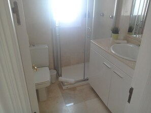 Smallest of the 3 en suites