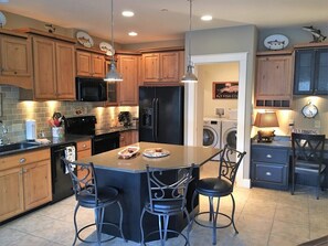 dine-in kitchen
