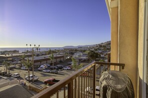 2 Bedroom Vacation Rental With Views in Pismo Beach