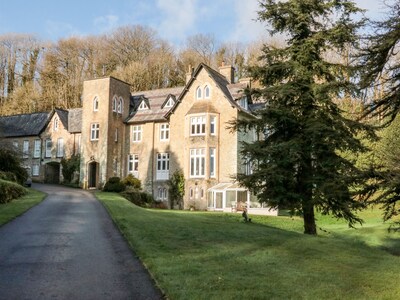 Terrace Suite, BLACKAWTON