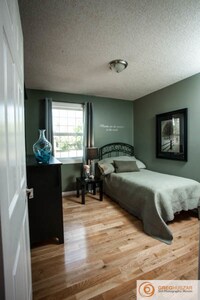 Beautiful 1 & 2 Bedroom Suites located in East Regina - Fines Drive - Beautiful 2 Bedroom Suite at Fines Drive in East Regina - Unit 1