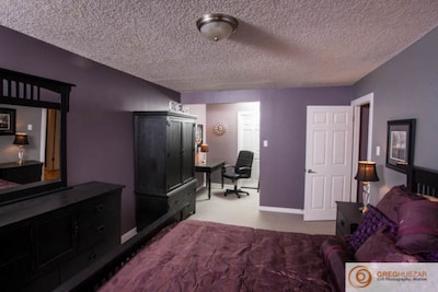 Beautiful 1 & 2 Bedroom Suites located in East Regina - Fines Drive - Beautiful 2 Bedroom Suite at Fines Drive in East Regina - Unit 1