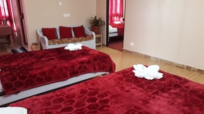 Inter connected family room