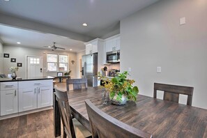 Dining Area/Kitchen