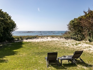 Plante, Ciel, Jour, L'Eau, Paysage Naturel, Mobilier De Jardin, Table, LumiĂšre Du Soleil, Lot Terre, Arbre